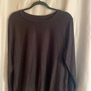 Athletic long sleeve